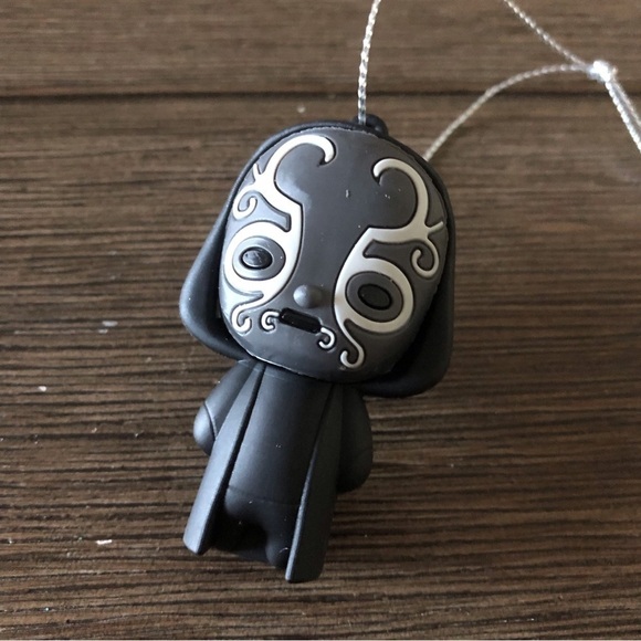 Hallmark Mystery Ornament: Harry Potter: Death Eater - Picture 1 of 2